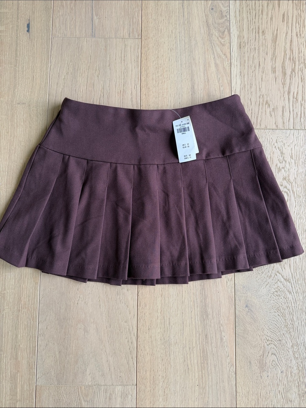 NWT Abercrombie pleated skort in brown